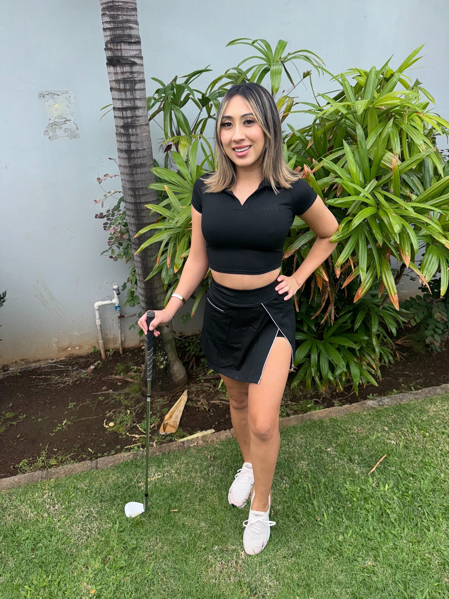 Black GUI Women Set